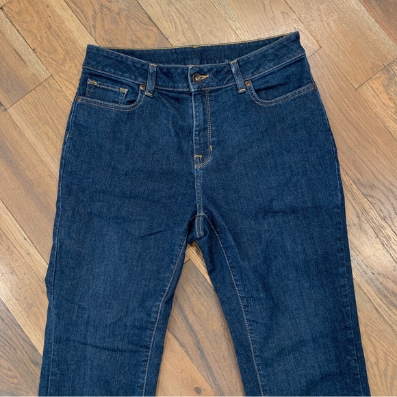 L.L Bean Womans Classic Fit Jeans Size 10 - Picture 6 of 10